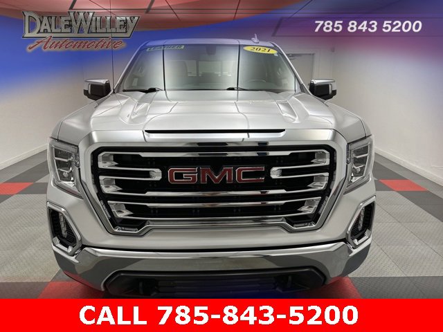 Used 2021 GMC Sierra 1500 SLT with VIN 1GTU9DED5MZ208516 for sale in Kansas City