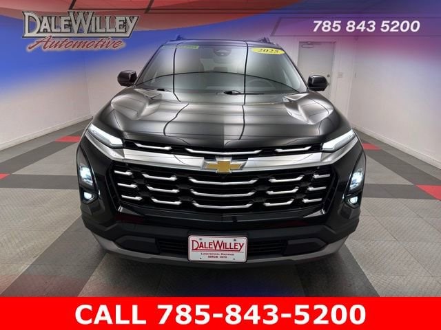 Used 2025 Chevrolet Equinox LT with VIN 3GNAXPEG1SL210408 for sale in Kansas City