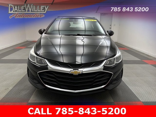 Used 2019 Chevrolet Cruze LS with VIN 3G1BC6SM7KS549704 for sale in Kansas City