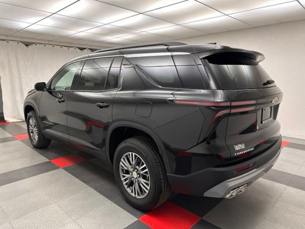 New 2026 Chevrolet Traverse LT SUV