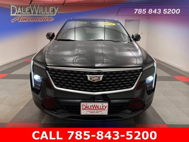 Used 2024 Cadillac XT4 Premium Luxury with VIN 1GYFZDR40RF156685 for sale in Kansas City