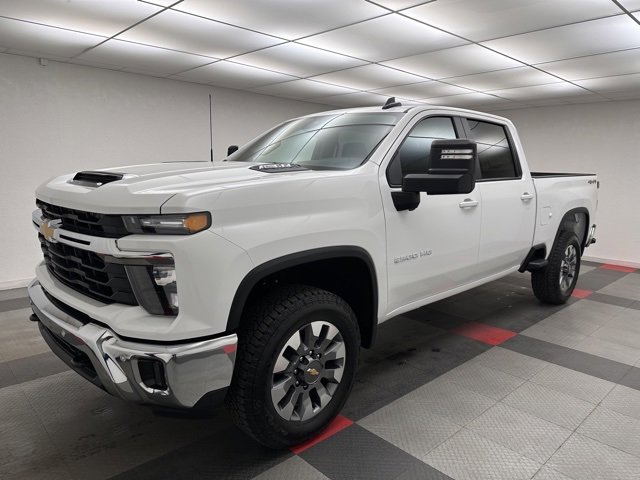 2026 Chevrolet Silverado 2500HD LT photo 2