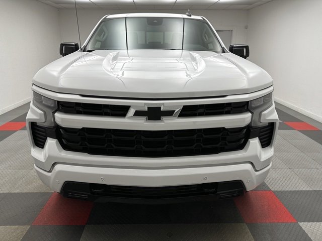 2025 Chevrolet Silverado 1500 RST photo 2