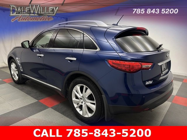 2015 Infiniti QX70 AWD photo 2