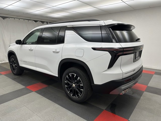 2026 Chevrolet Traverse photo 3