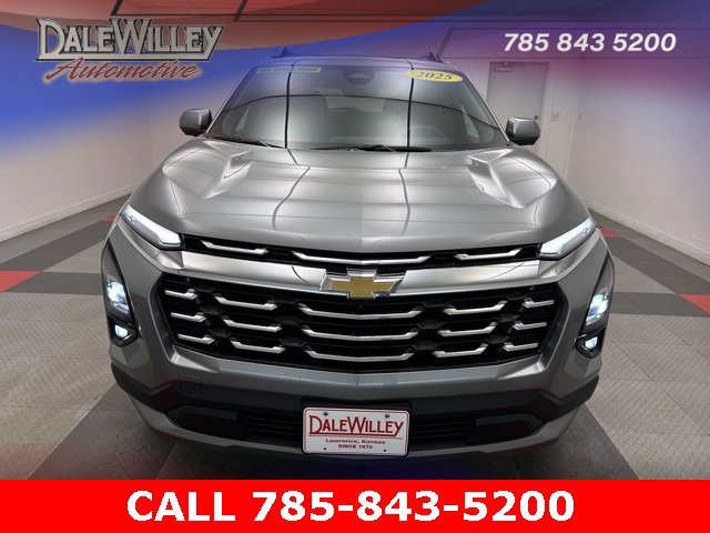 Used 2025 Chevrolet Equinox LT with VIN 3GNAXPEG7SL225687 for sale in Kansas City