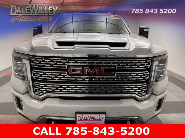 Used 2022 GMC Sierra 3500 Denali HD Denali with VIN 1GT49WEY5NF360183 for sale in Kansas City