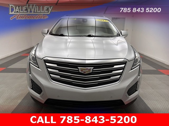Used 2017 Cadillac XT5 Luxury with VIN 1GYKNBRS0HZ264010 for sale in Kansas City