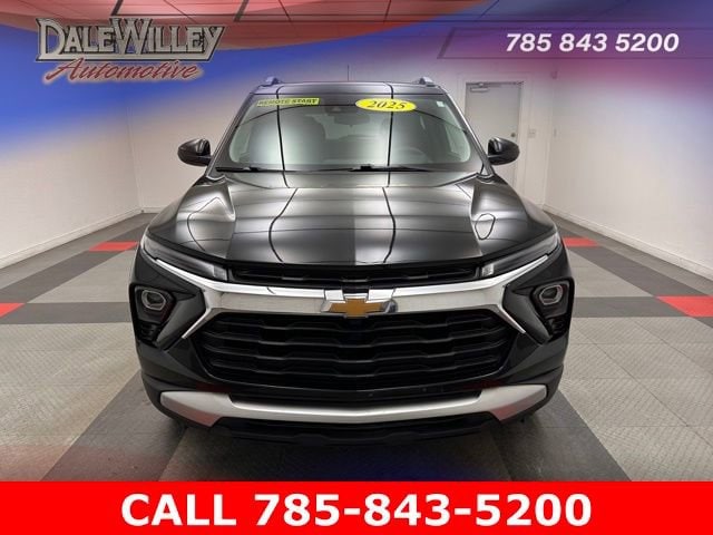 Used 2025 Chevrolet Trailblazer LT with VIN KL79MRSLXSB054479 for sale in Kansas City