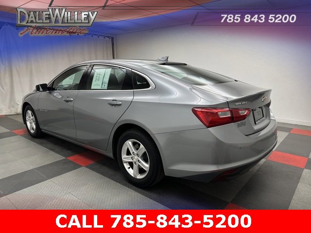 2024 Chevrolet Malibu 1LT photo 4