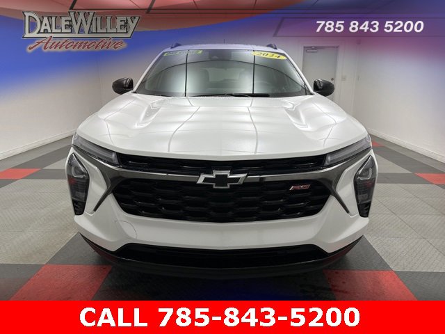 Used 2024 Chevrolet Trax RS with VIN KL77LJE2XRC176651 for sale in Kansas City