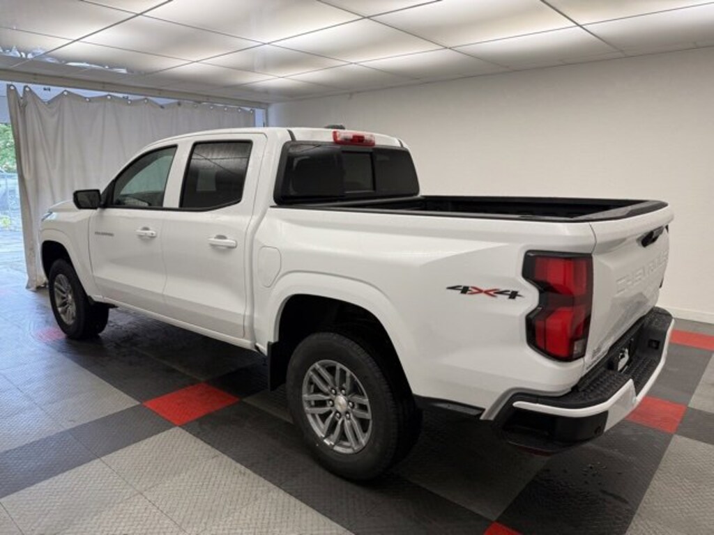 New 2025 Chevrolet Colorado WT/LT Truck