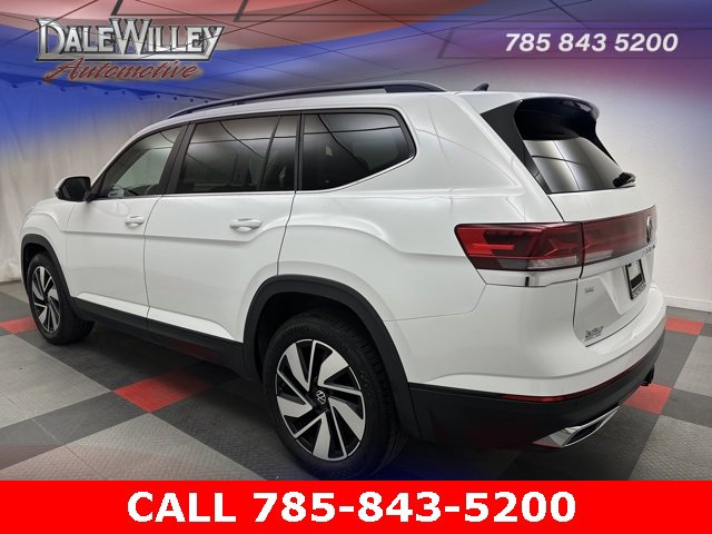 2024 Volkswagen Atlas SE Technology photo 2