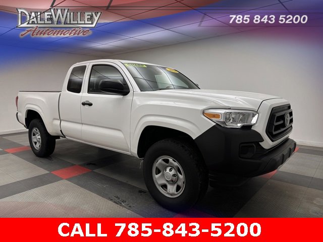 2022 Toyota Tacoma SR