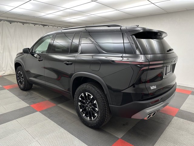 2026 Chevrolet Traverse Z71 photo 2