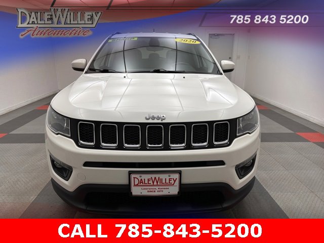 Used 2020 Jeep Compass Latitude with VIN 3C4NJDBB6LT118375 for sale in Kansas City