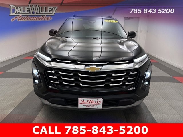 Used 2025 Chevrolet Equinox LT with VIN 3GNAXPEG1SL210408 for sale in Kansas City