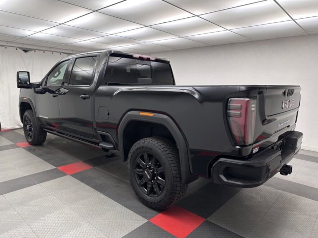 New 2026 GMC Sierra 2500 HD AT4 Truck