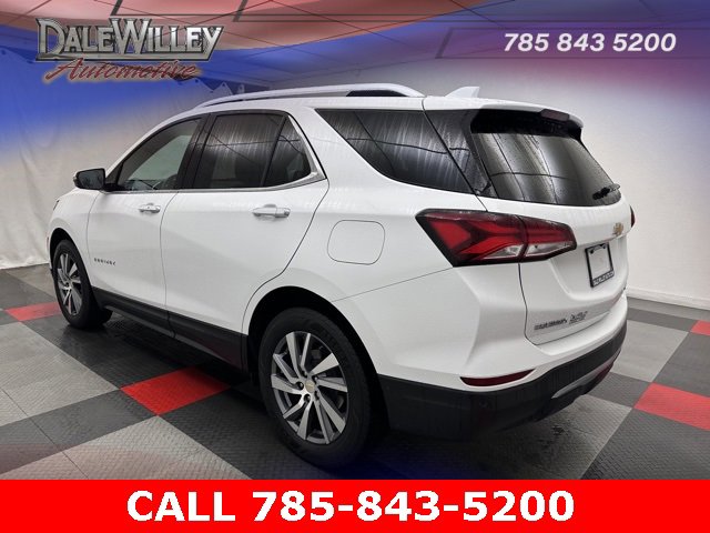 2022 Chevrolet Equinox Premier photo 2