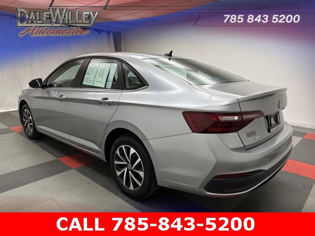 2024 Volkswagen Jetta S photo 4