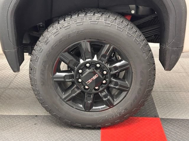 2026 GMC Sierra 2500HD AT4 - Photo 28