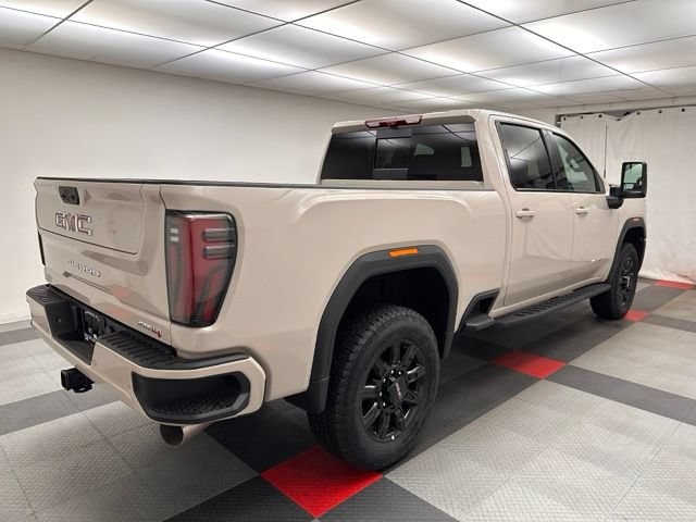 2026 GMC Sierra 2500HD AT4 - Photo 6