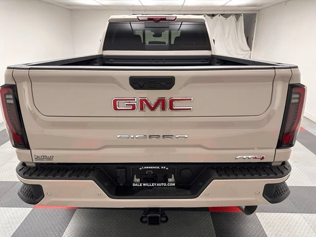 2026 GMC Sierra 2500HD AT4 - Photo 5