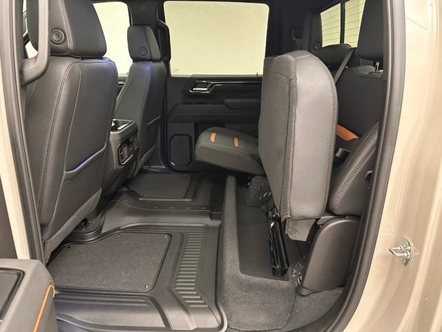 2026 GMC Sierra 2500HD AT4 - Photo 17