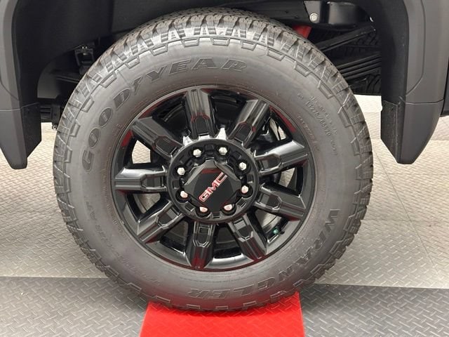 2026 GMC Sierra 2500HD AT4 - Photo 28