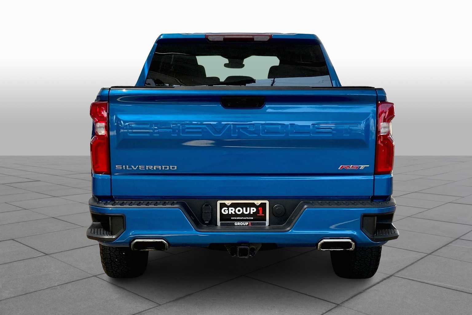 2024 Chevrolet Silverado 1500 RST photo 3