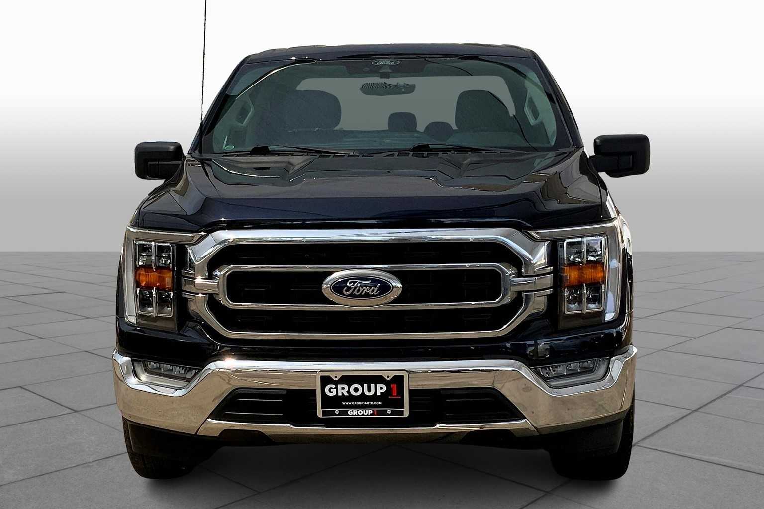 2022 Ford F-150 XLT photo 2