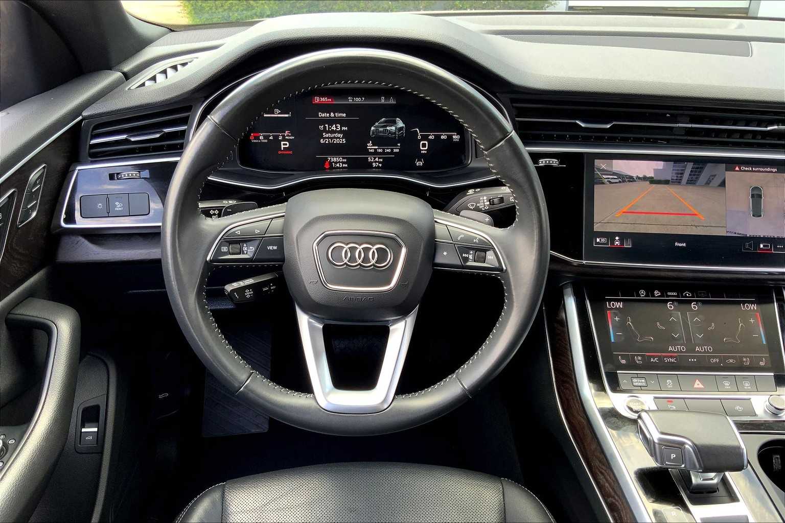2021 Audi Q8 Premium Plus line photo 4
