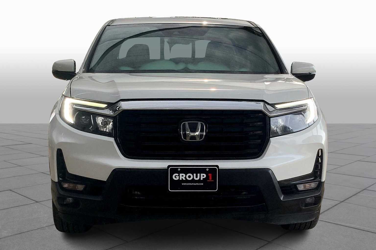 2022 Honda Ridgeline RTL-E photo 2