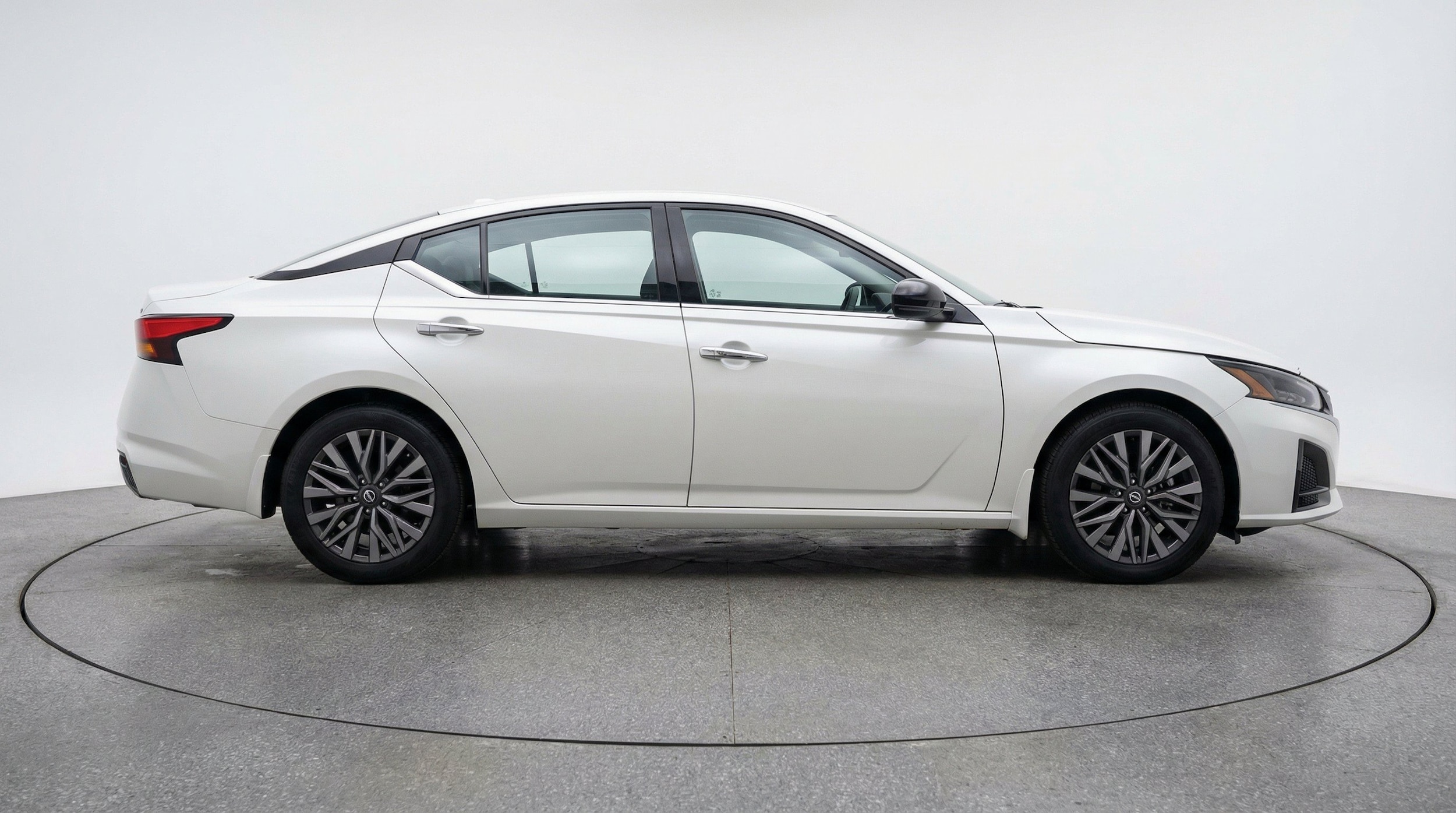 Thumbnail: 2025 Nissan Altima - 11