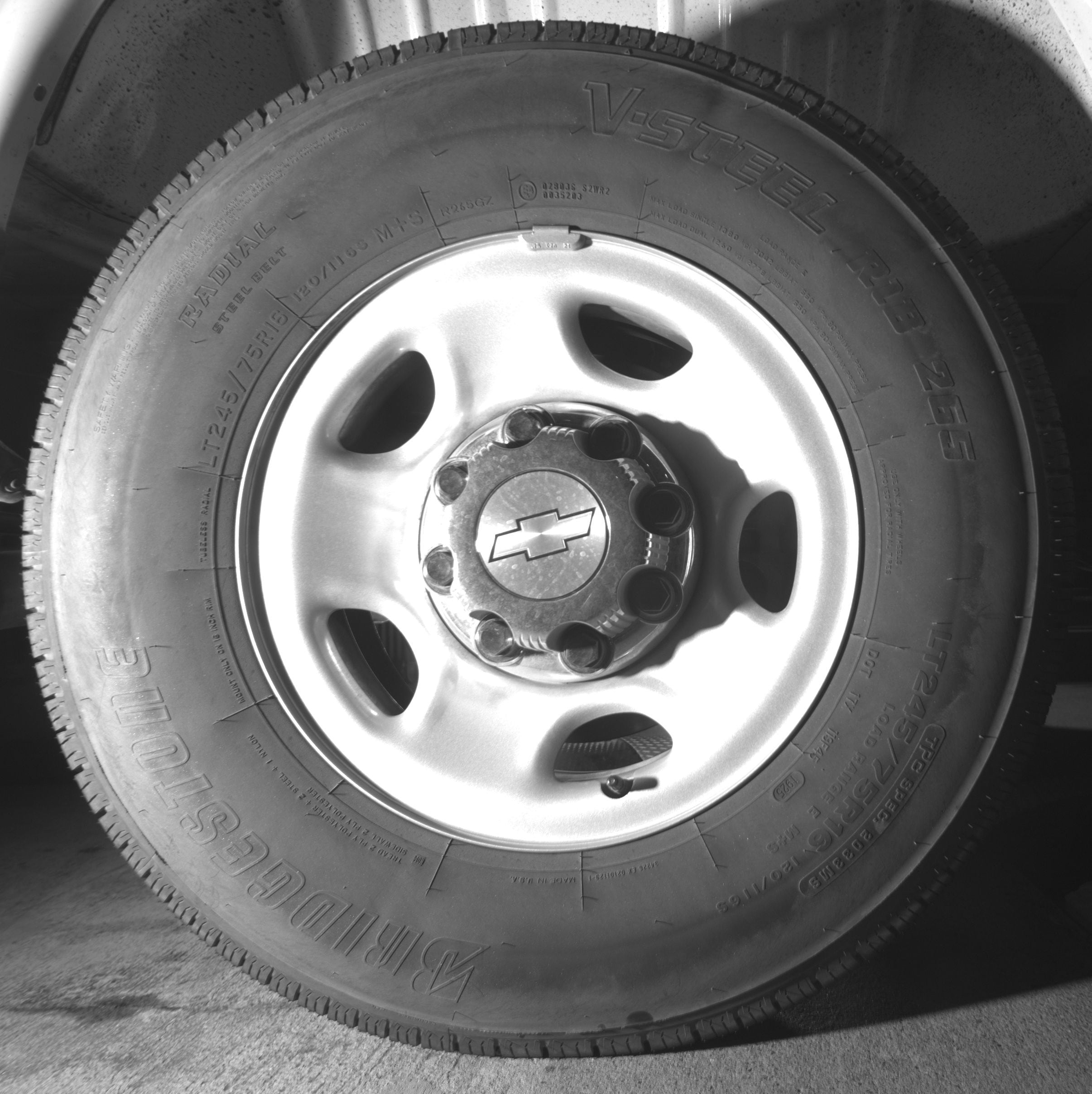 Thumbnail: 2025 Chevrolet Express - 12