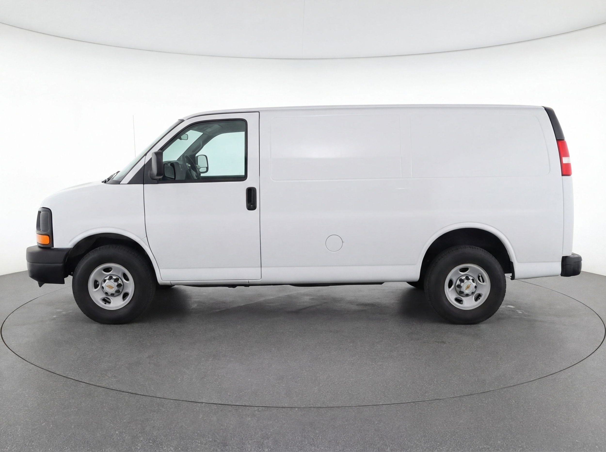 Thumbnail: 2025 Chevrolet Express - 4