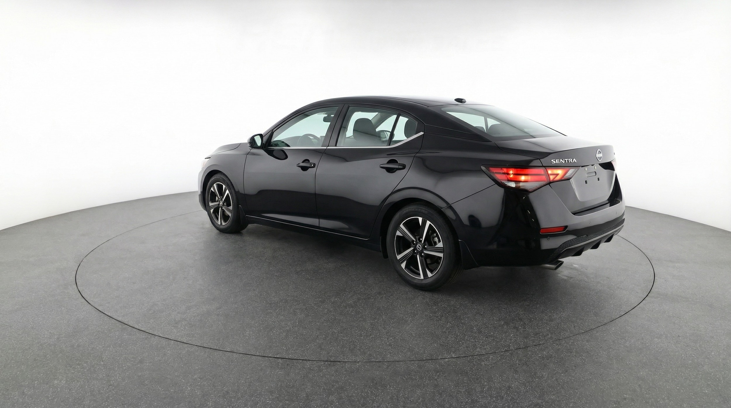 Thumbnail: 2025 Nissan Sentra - 5