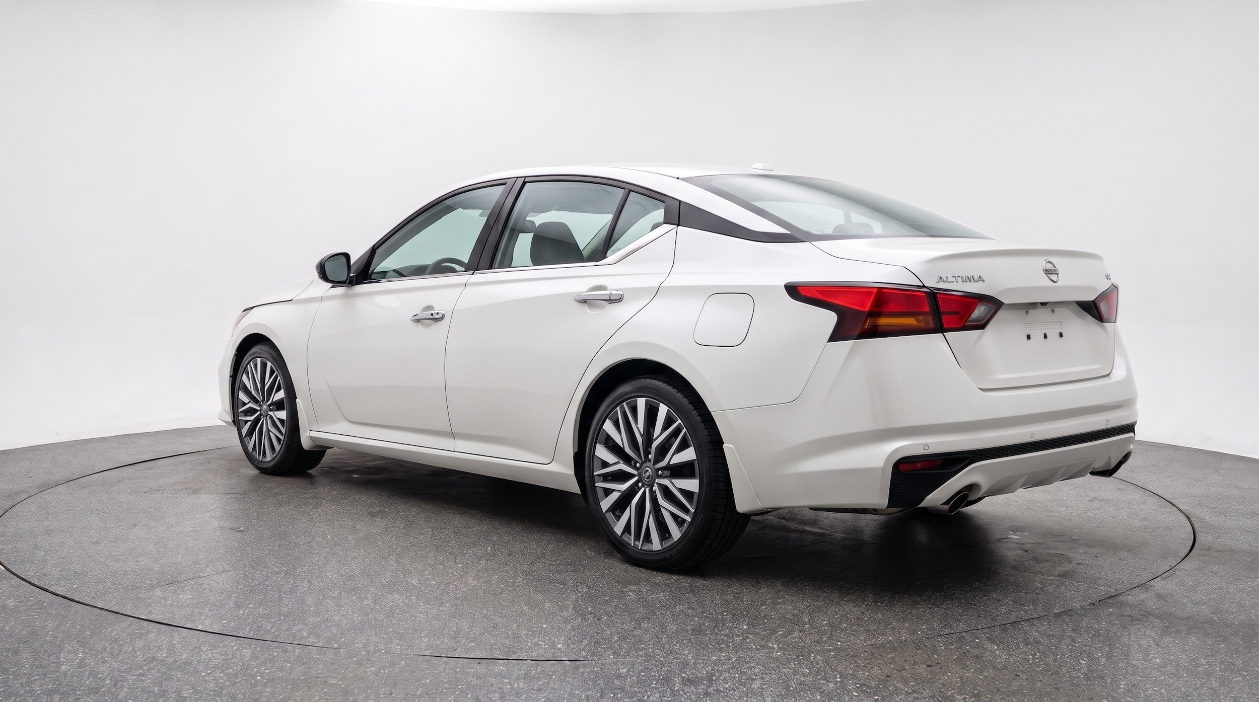 Thumbnail: 2025 Nissan Altima - 6