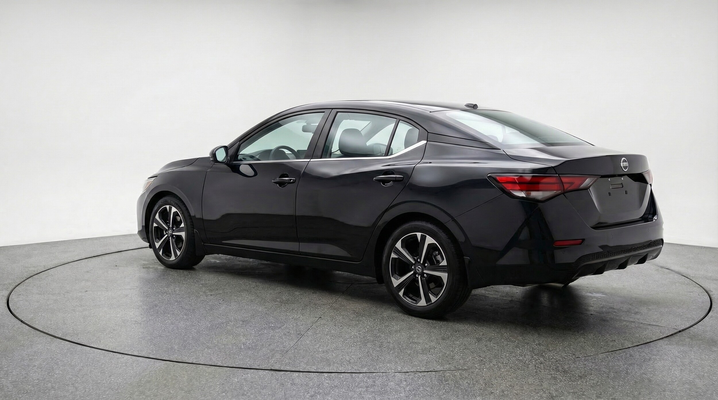 Thumbnail: 2025 Nissan Sentra - 5