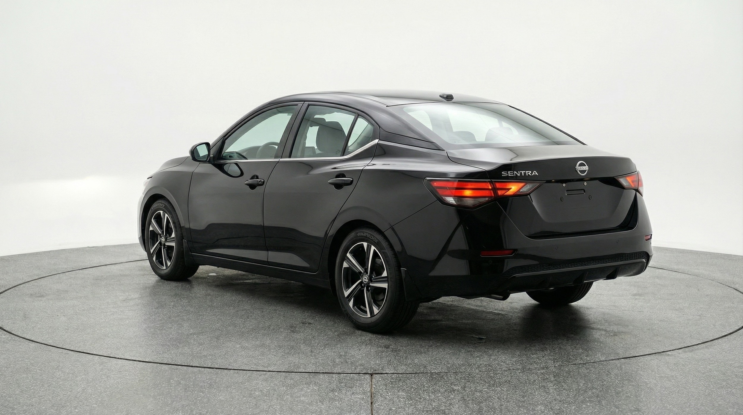Thumbnail: 2025 Nissan Sentra - 5