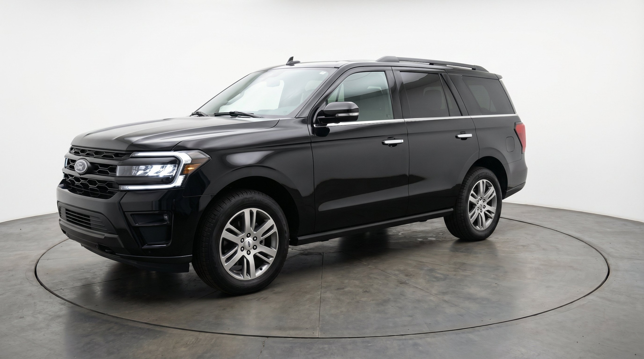 Thumbnail: 2024 Ford Expedition - 3