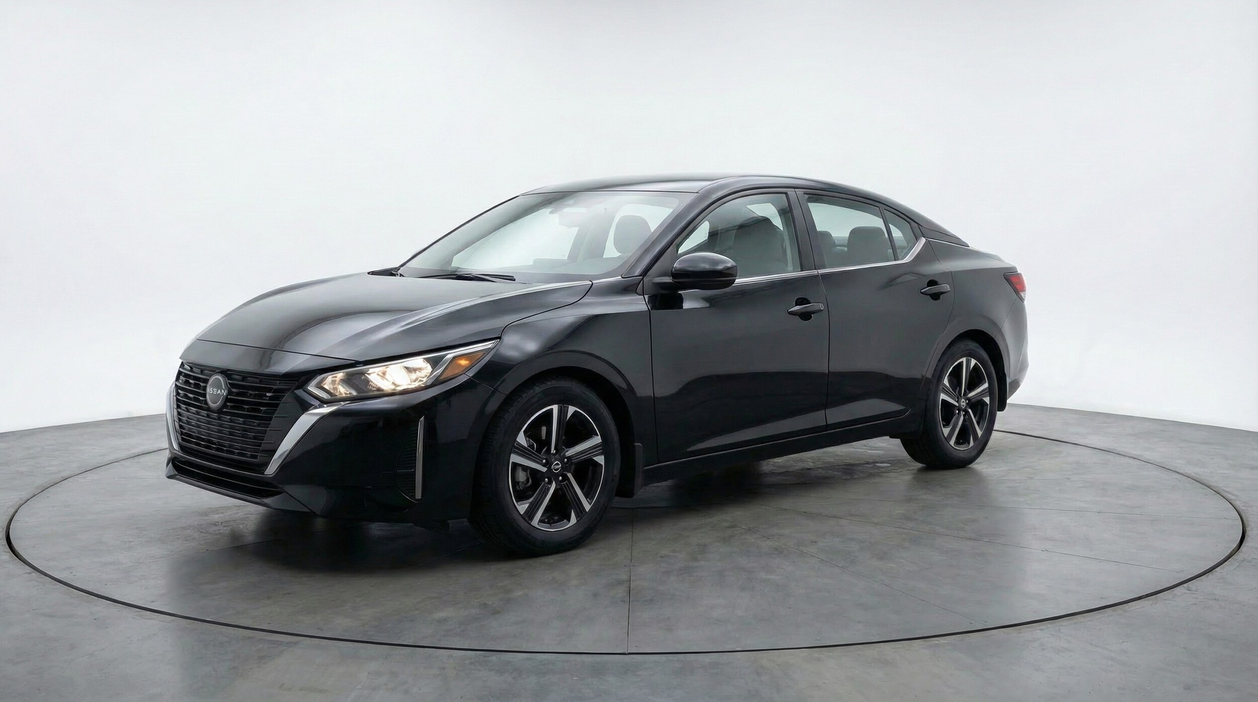 Thumbnail: 2025 Nissan Sentra - 3