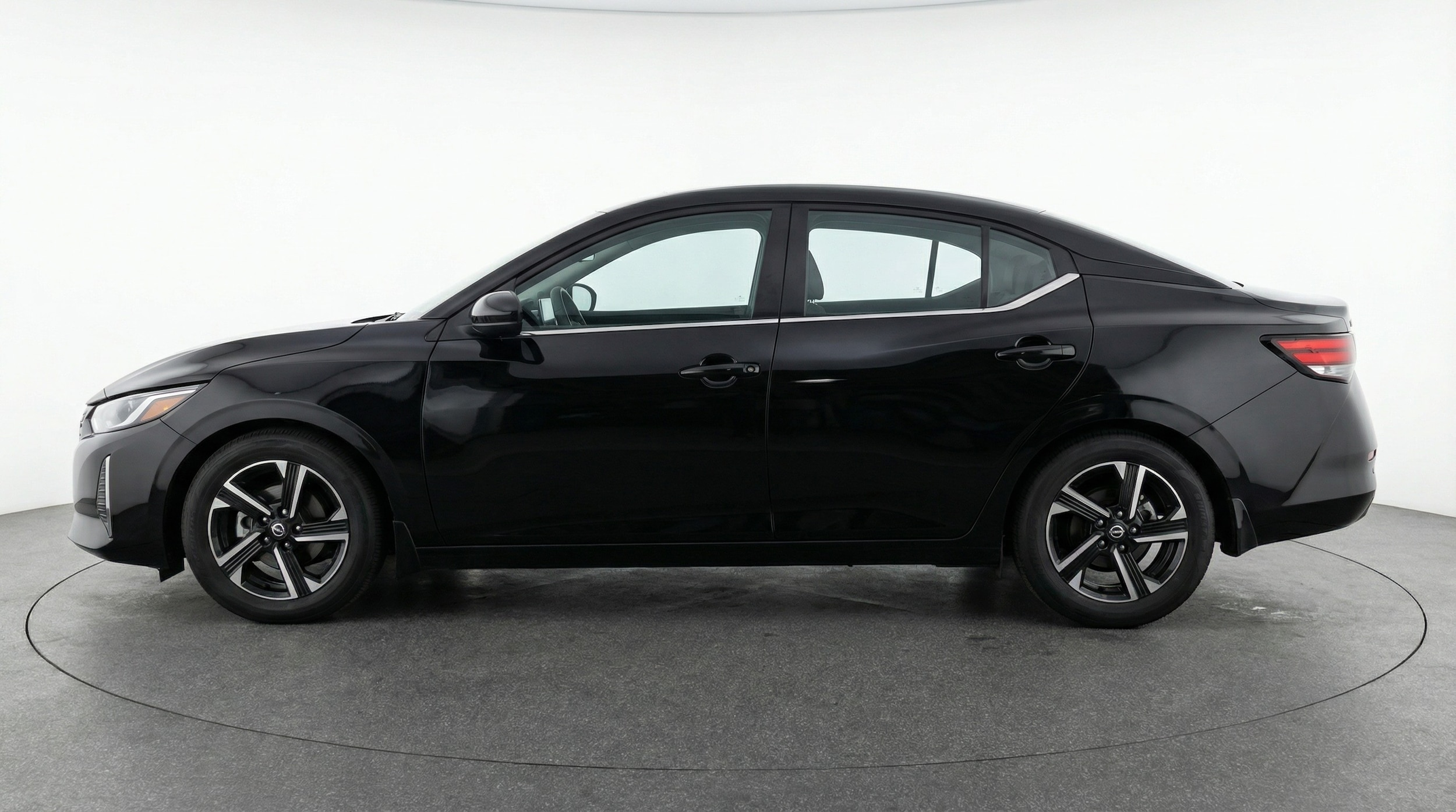 Thumbnail: 2025 Nissan Sentra - 4