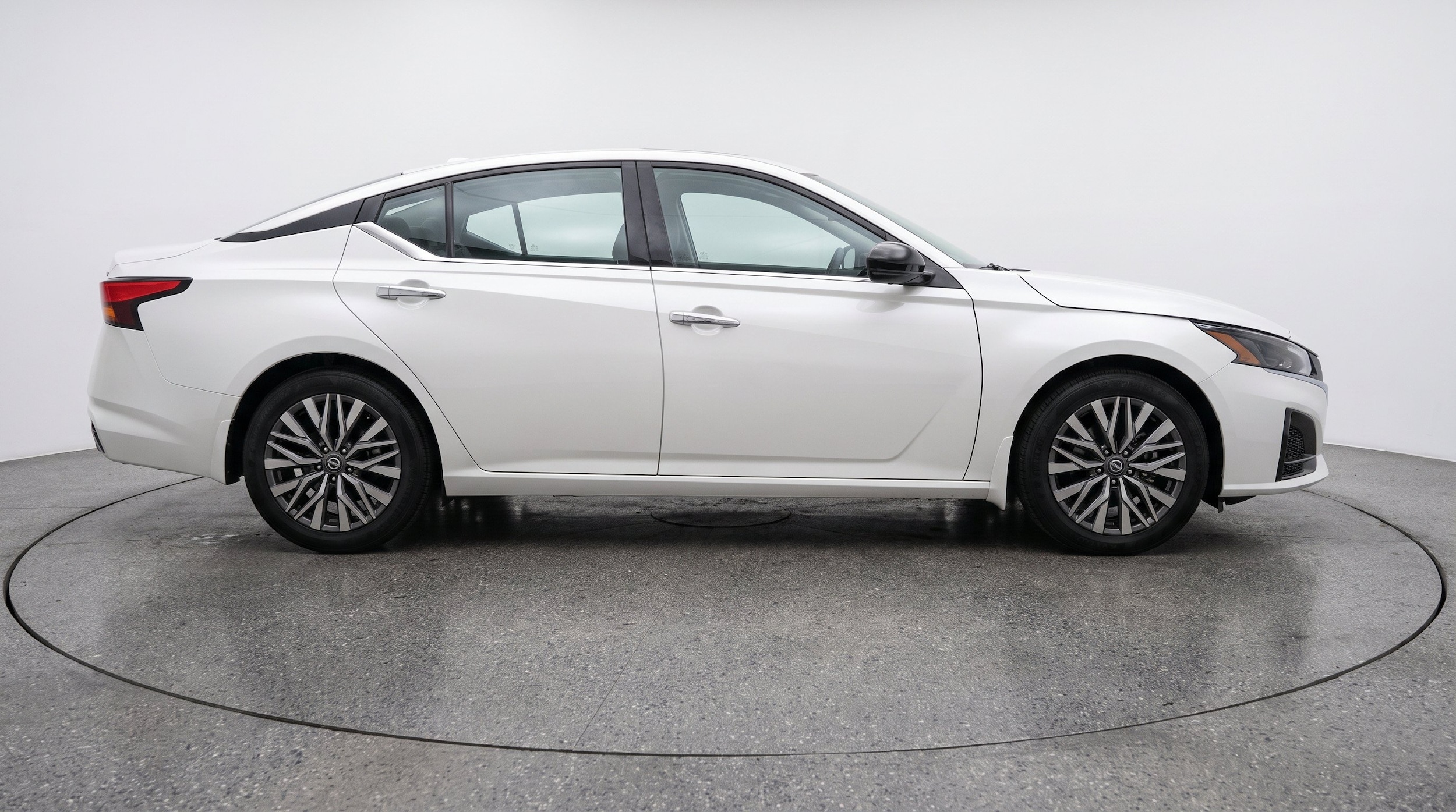 Thumbnail: 2025 Nissan Altima - 11