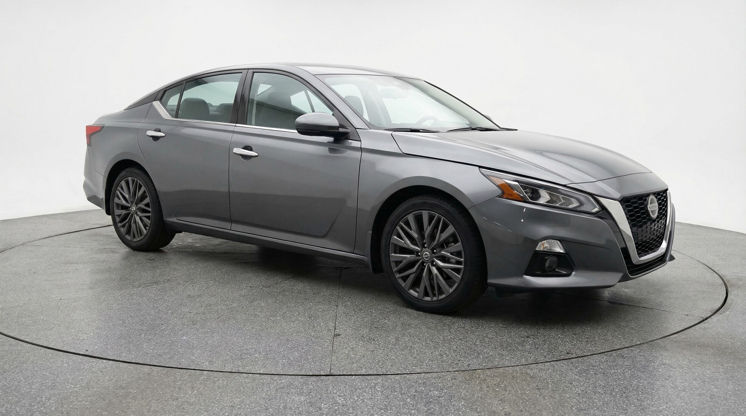 Thumbnail: 2025 Nissan Altima - 1