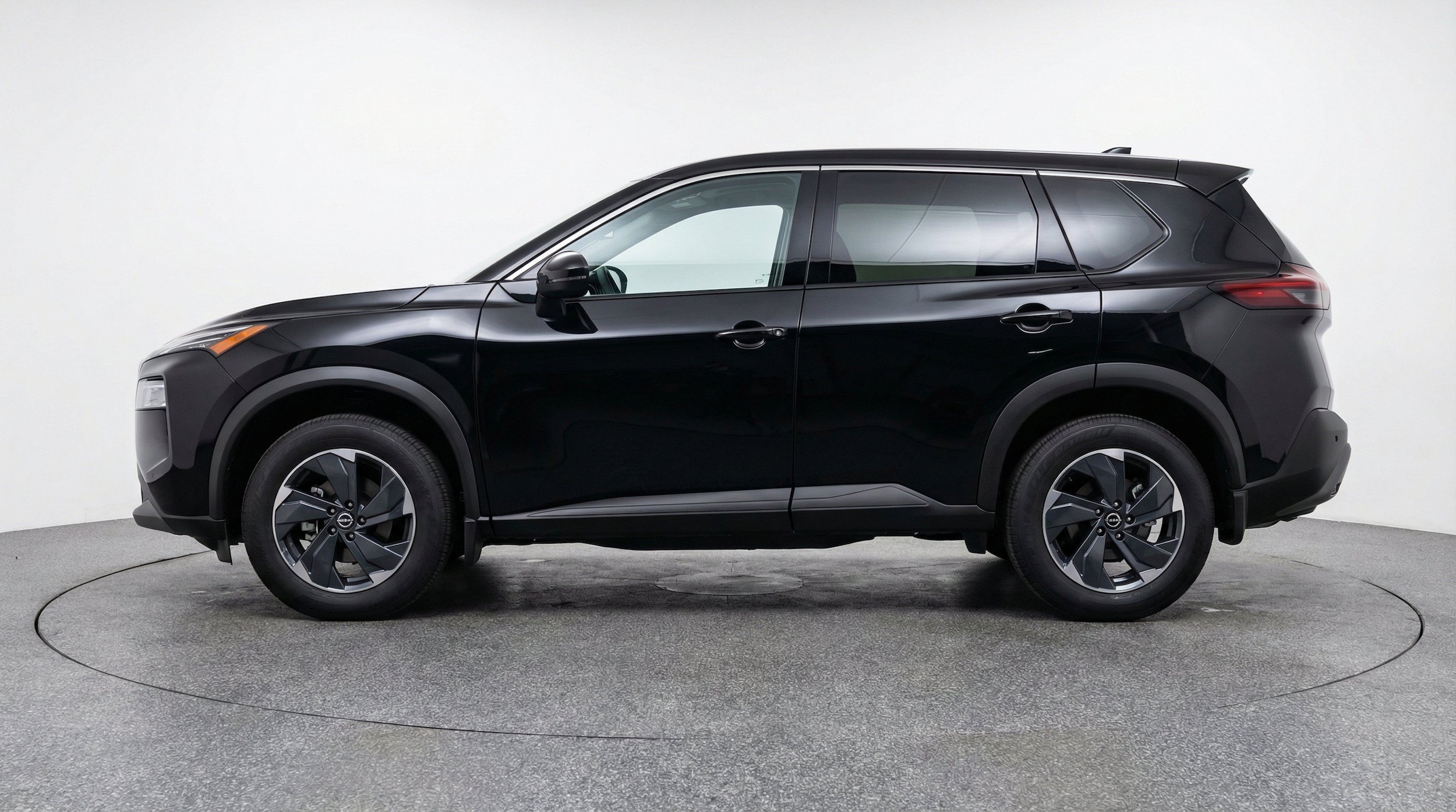 Thumbnail: 2025 Nissan Rogue - 5