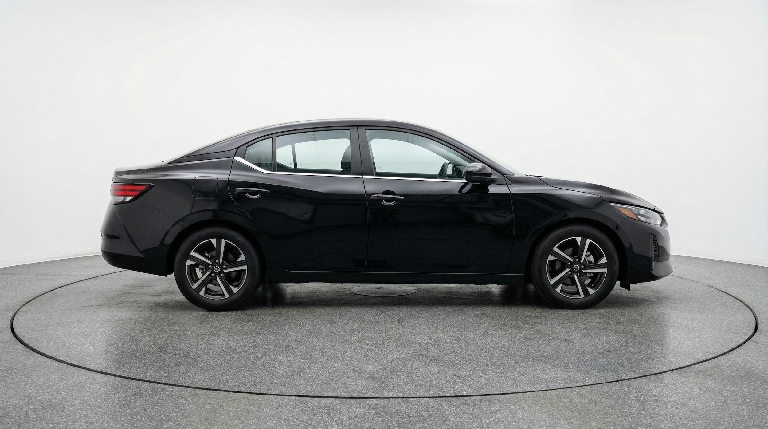 Thumbnail: 2025 Nissan Sentra - 8