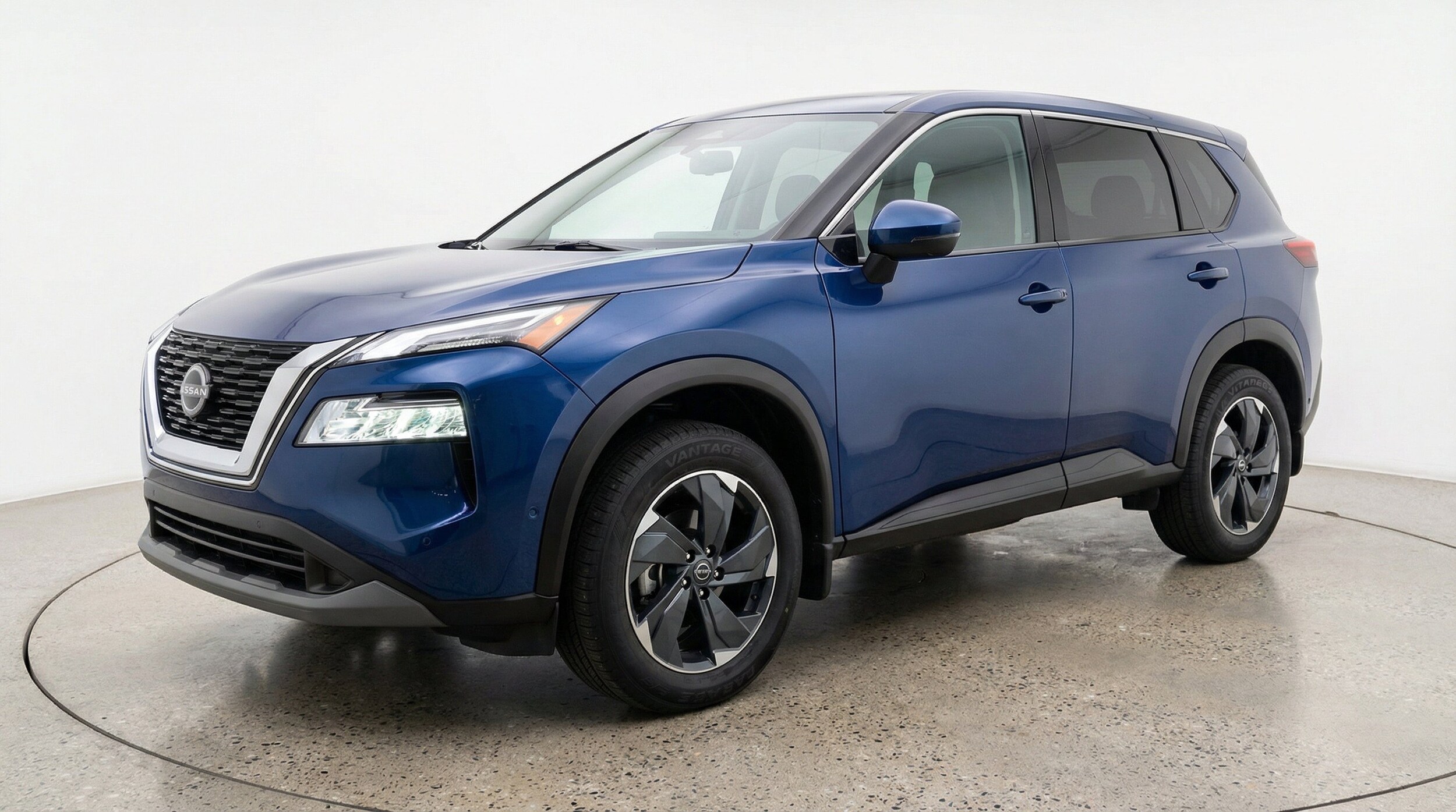 Thumbnail: 2025 Nissan Rogue - 3