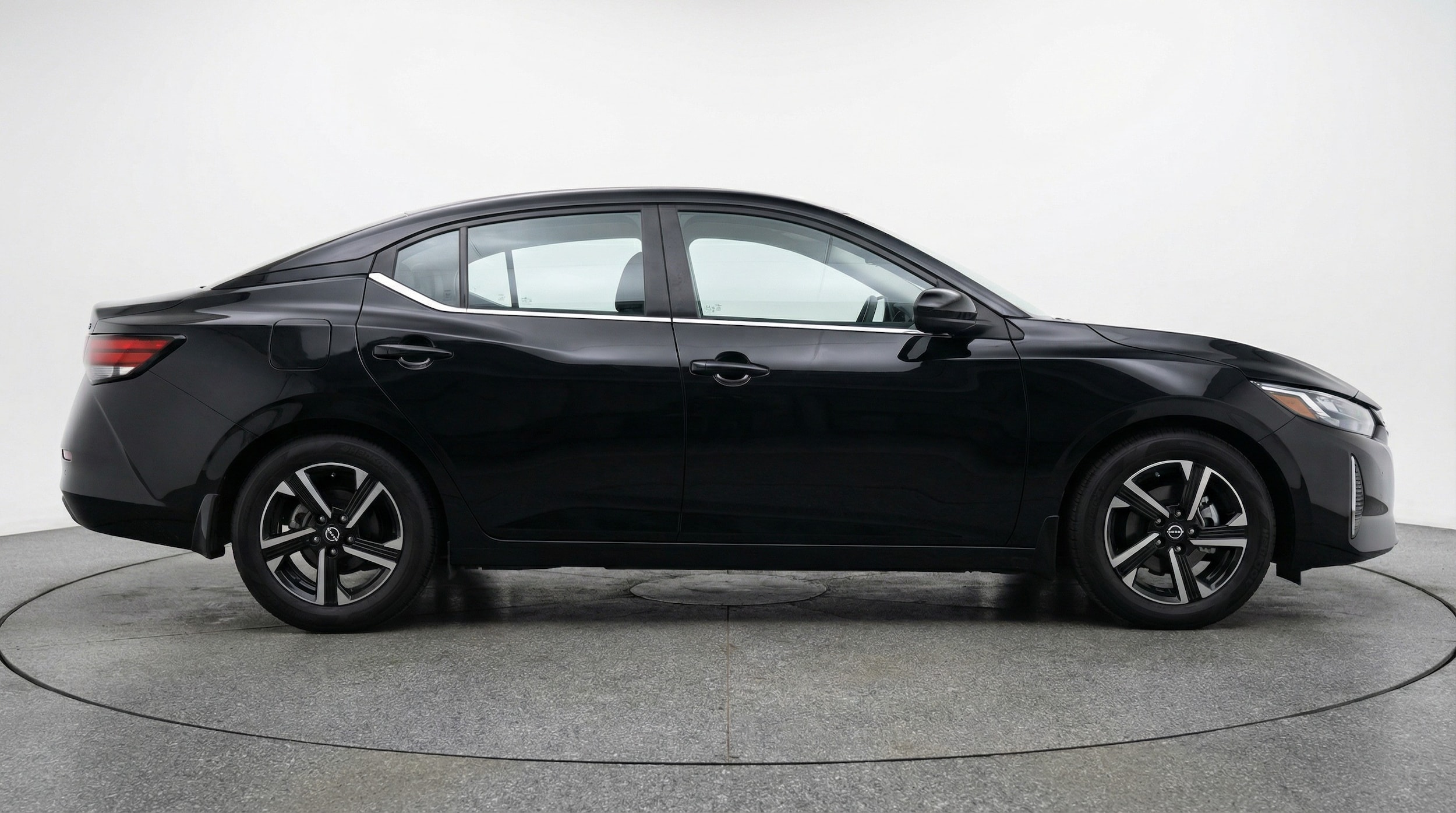 Thumbnail: 2025 Nissan Sentra - 8