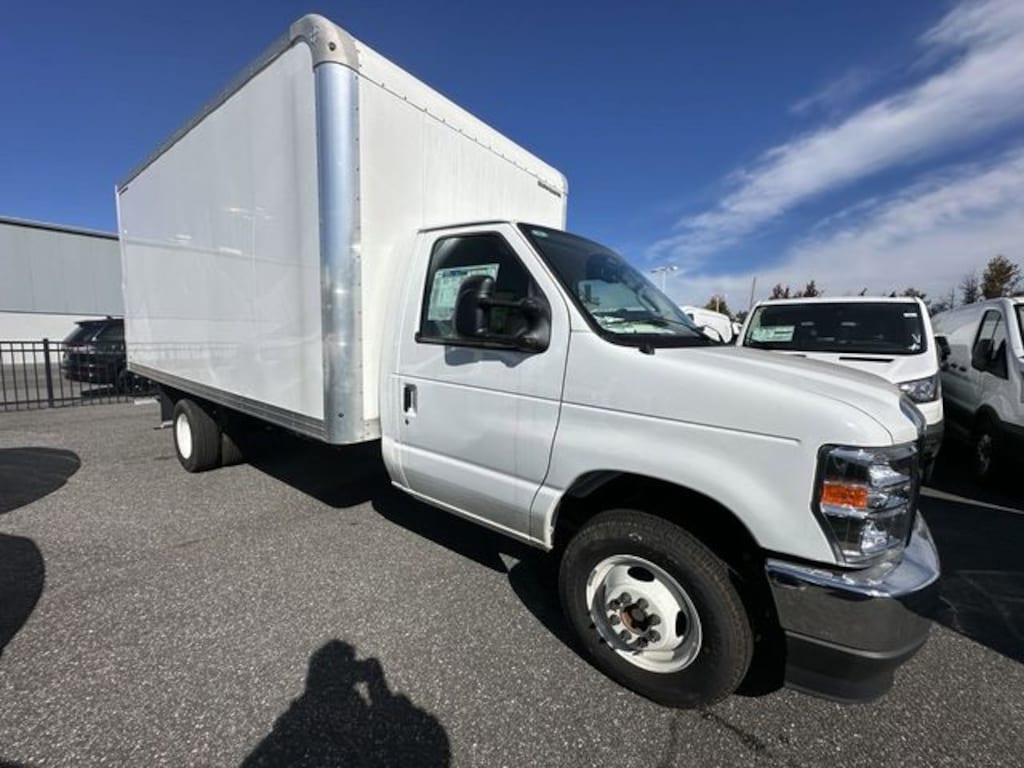 New 2024 Ford E-450 Cutaway Box Van Cab/Chassis